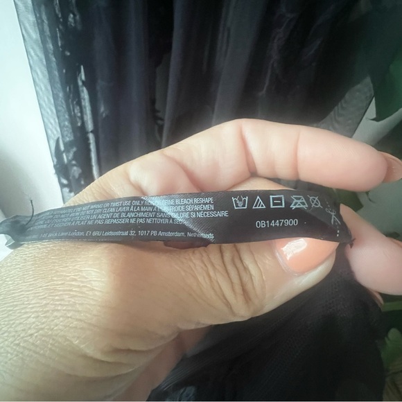 By Anthropologie Embroidered Mesh Maxi Dress black Women’s SIZE MEDIUM lace dark - Picture 12 of 14